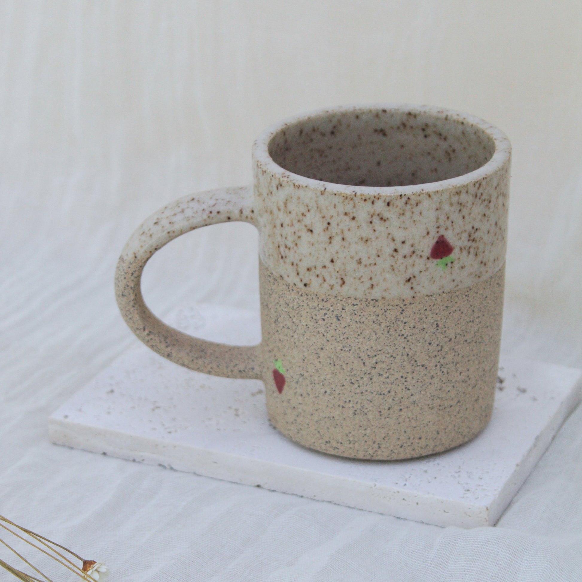 Fraise Shortie Mug