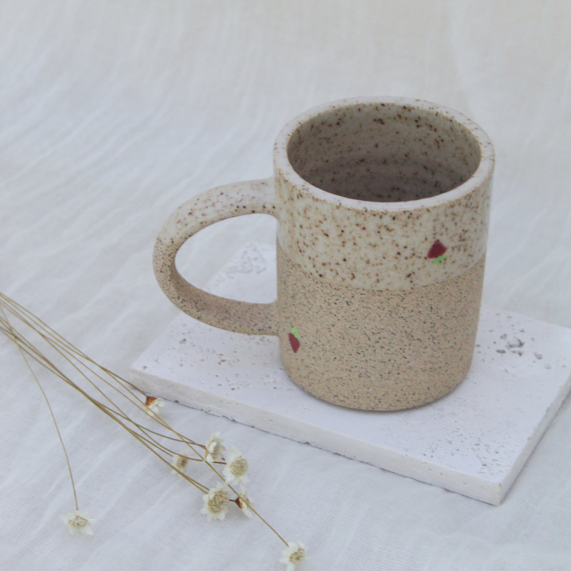 Fraise Shortie Mug