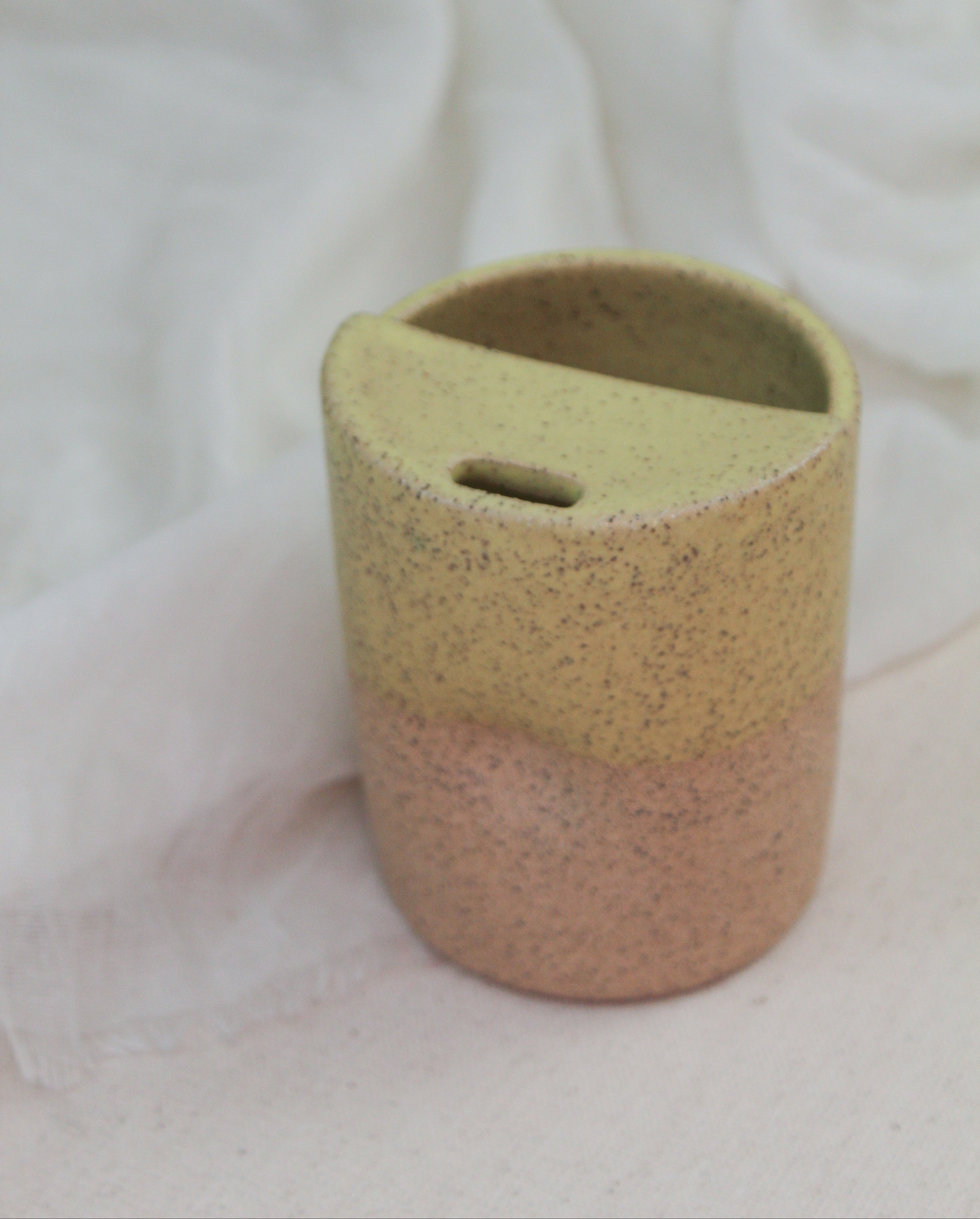 On The Go Shortie Cup in Lemon