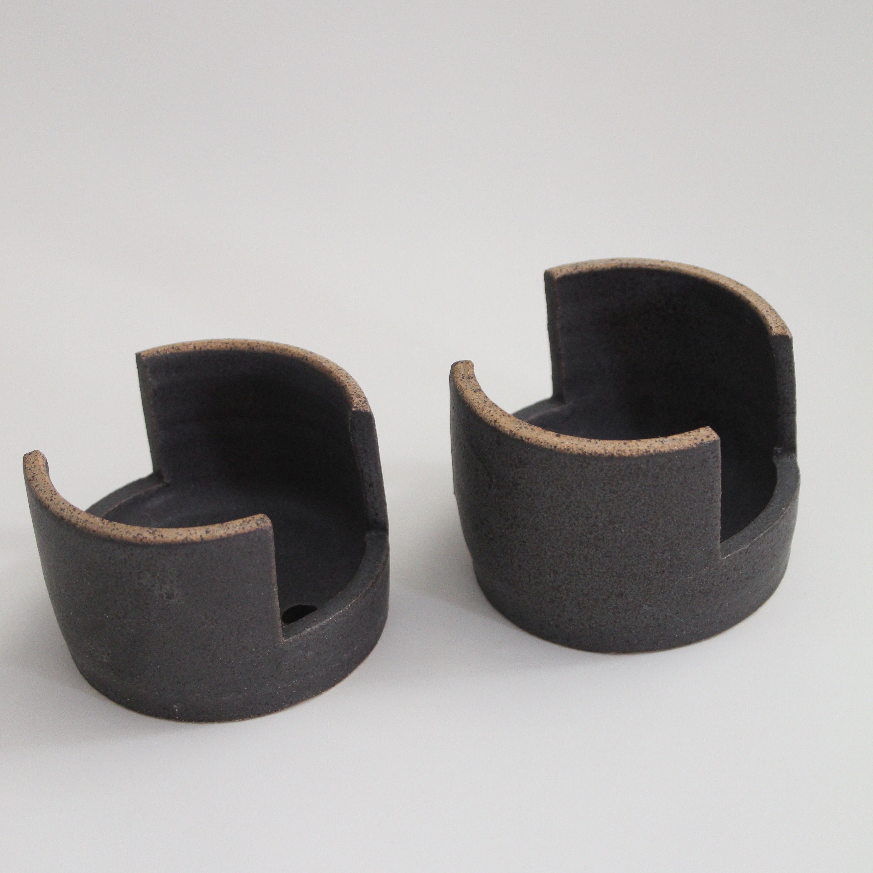 Charcoal Sponge Holder