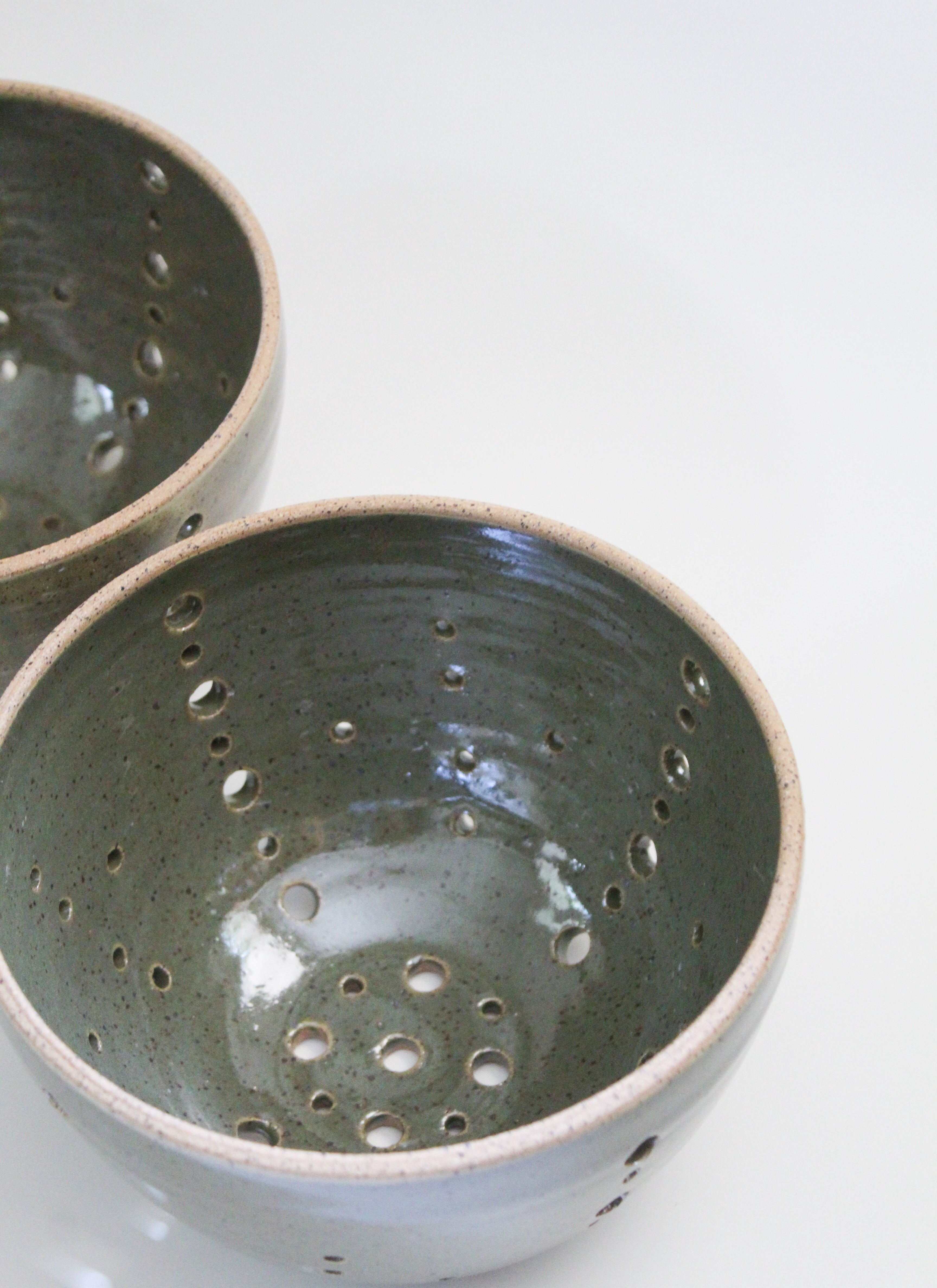 Berry Bowl in Olive