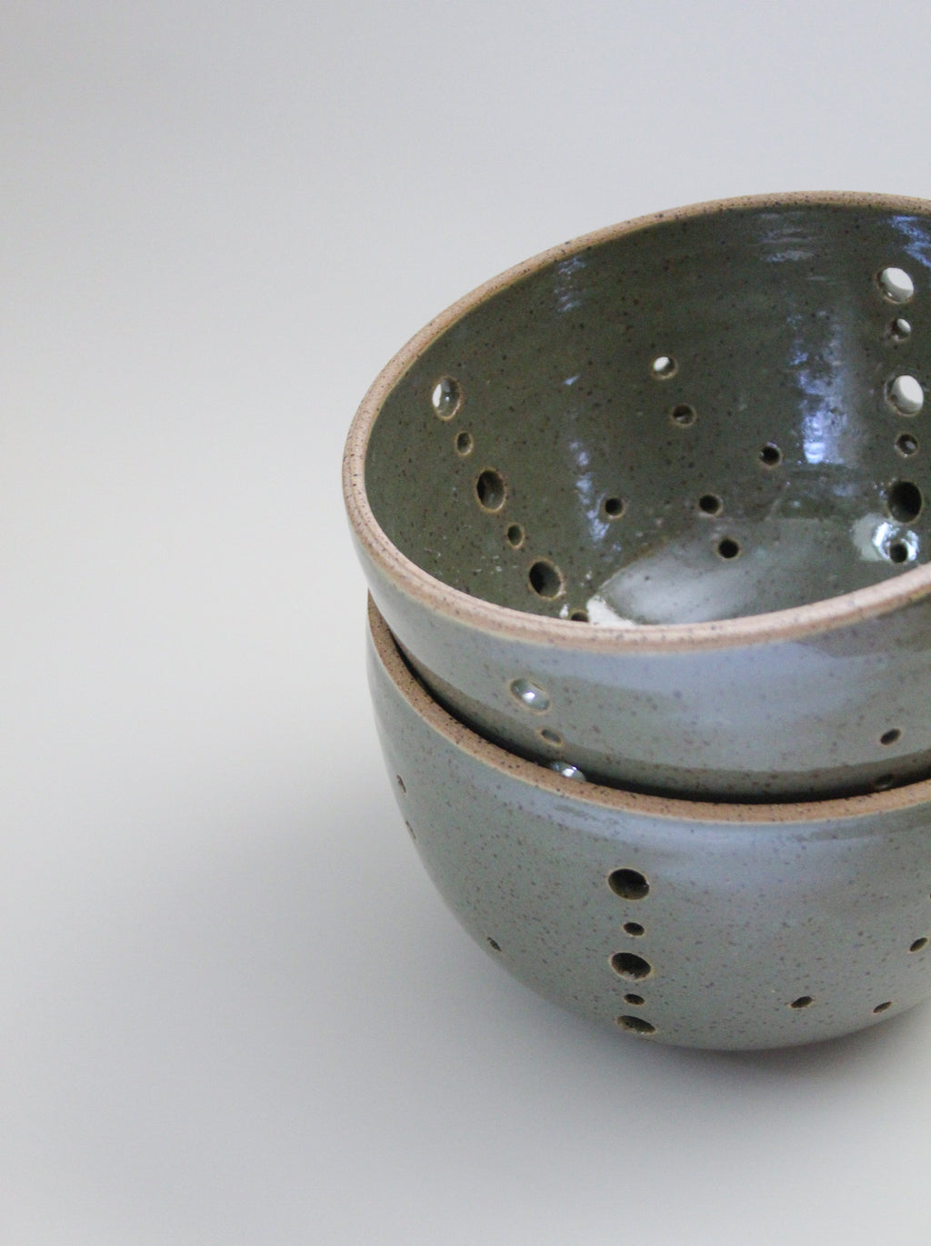 Berry Bowl in Olive
