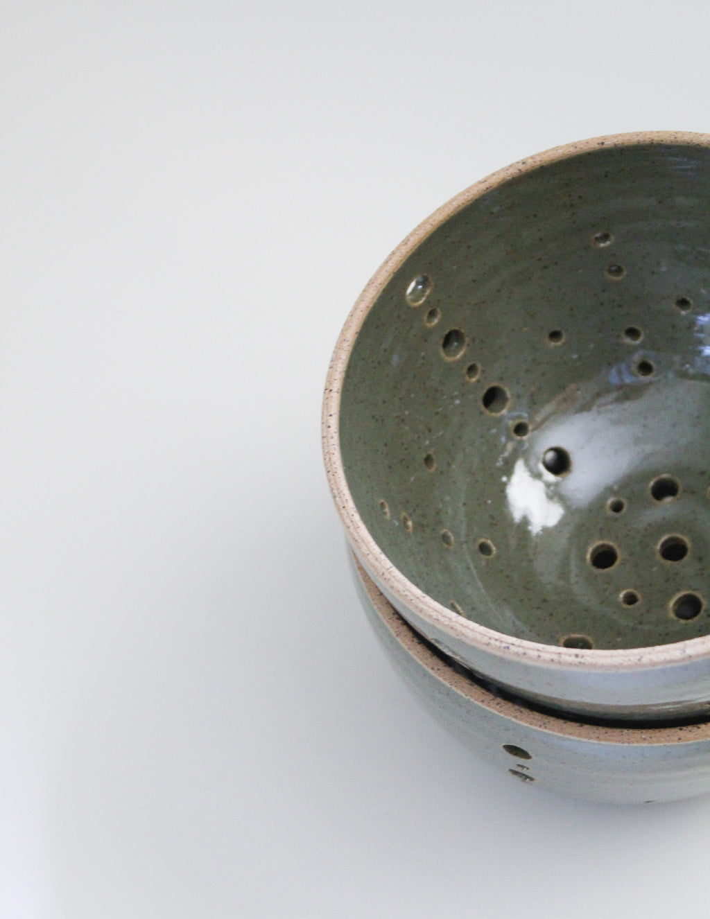 Berry Bowl in Olive