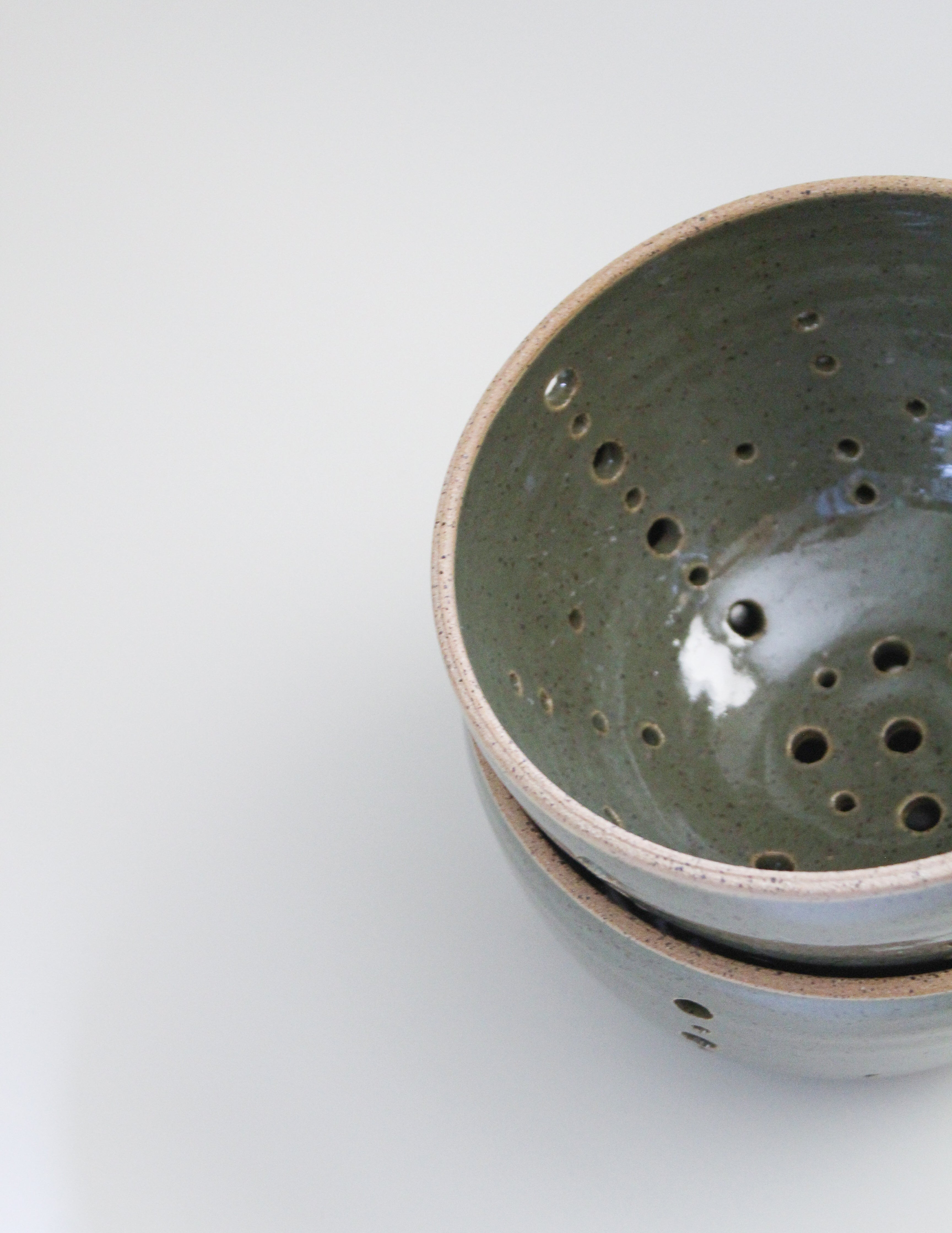 Berry Bowl in Olive