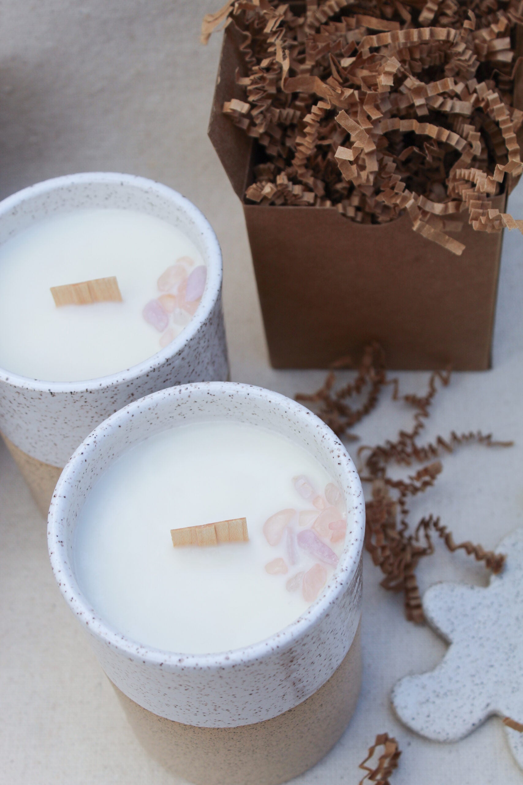 Sandalwood + Clove Candle image 2